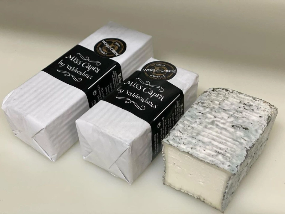 MiSS Capra queso madurado de cabra, cremoso, artesano y de autora de Quesería Valdecabras